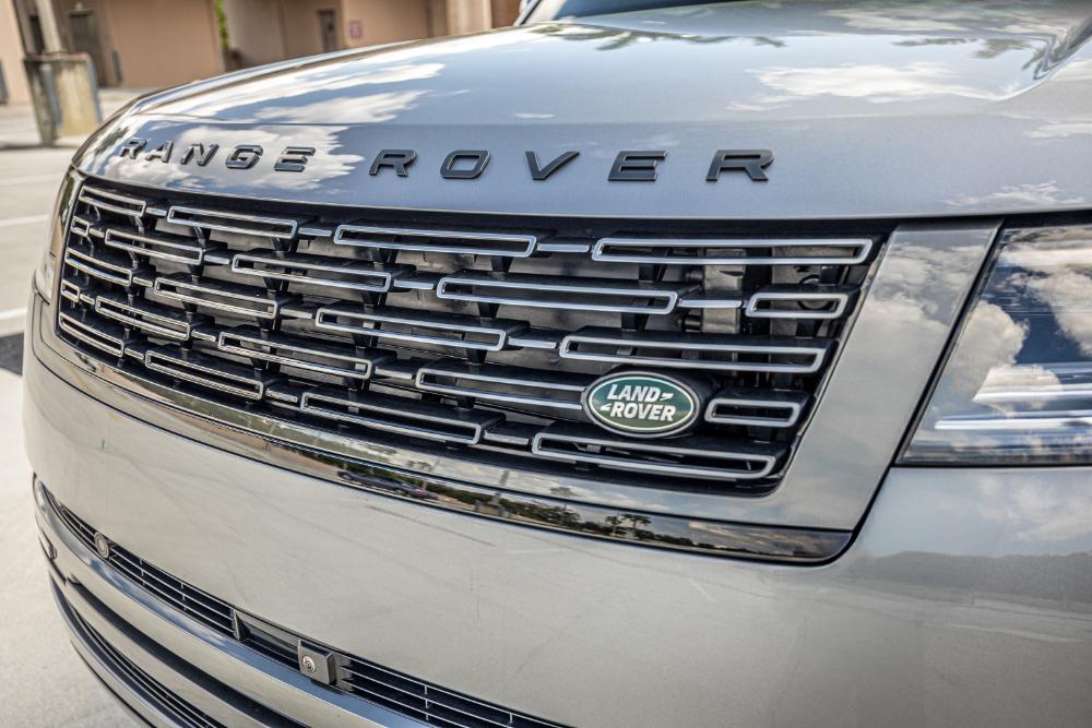 Range Rover (Long Base Autobiography) – photo 7
