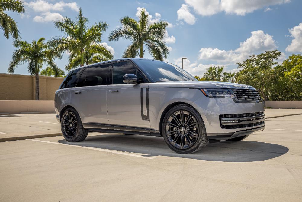 Range Rover Black Car Services Driving Service in Miami Florida Range Rover Black Car Services Driving Service in Miami Florida